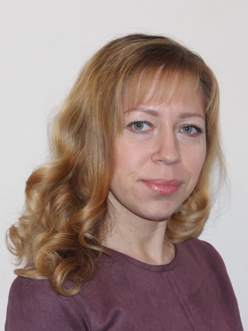 Комарова Анна Евгеньевна.